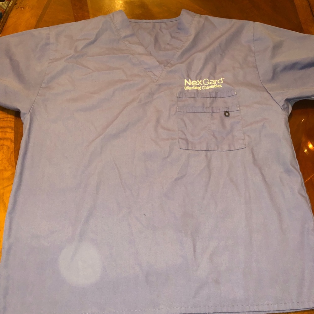 Scrub top